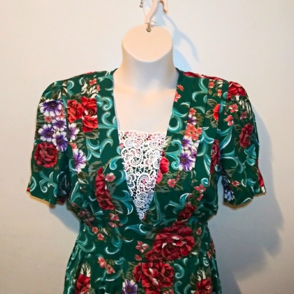 Miss Dorby Vintage 1980's Teal Burgundy & Purple Floral  Cottagecore Style Dress - Picture 2 of 14